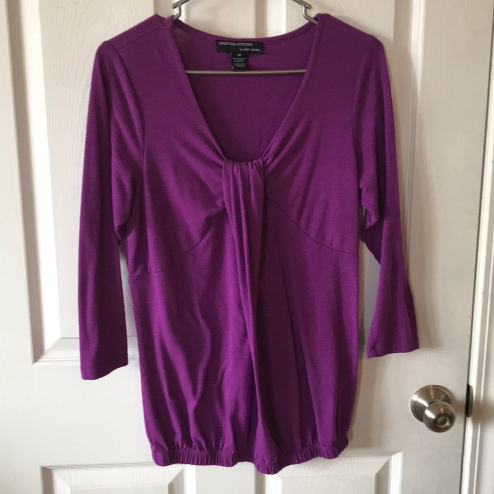 ❤️3 for $10❤️ Ladies Purple Blouse Size Medium